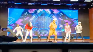 فيلم دعائي لفصل التجارب في دفعة 2022 بمدرسة يانبيان الثانوية الثانية