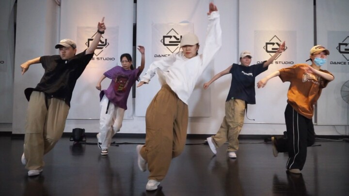 Who gets this vibe! Shushu Fufu’s hip-hop never gets old～