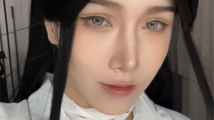 Xie Lian's makeup record, this makeup is too delicate and it's easy to look like a girl, luckily I l