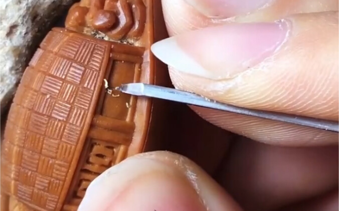 苏工传统工艺 橄榄核雕刻