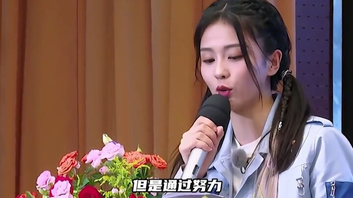 曾舜晞一句话，暴露白鹿的真实工作状态，台词熟练到竟然可以默写。