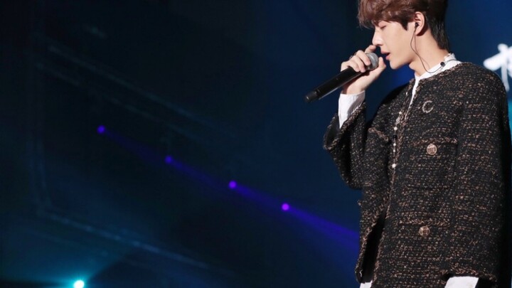 وصلت النسخة الكاملة من أغنية "Wang Yibo" "Bu Wang" مدتها ست دقائق! أثناء الاستماع إليها، ستبكي بلا ت