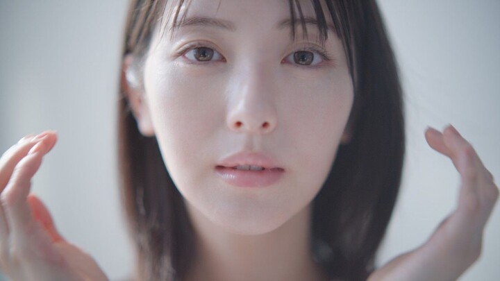 Minami Binmei's Latest Cosmetics Commercial