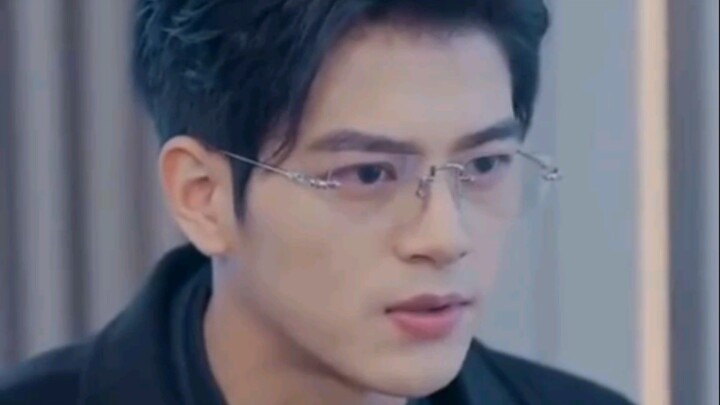 SANG CEO MUDA