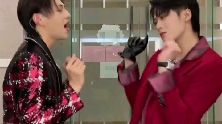 Tan Jianci and his unlucky "bestie"—Fu Longfei