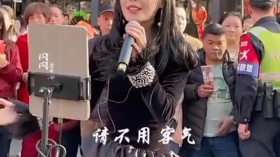 Xinyi Xiao Yuhina 我很高興 我希望我可以去那裡好好照顧媽媽。