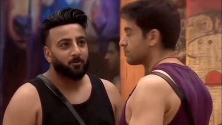 Shahbaz funny video BigBoss19