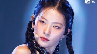 古墓丽影劳拉烤地！姜涩琪28 REASONS 10.13打歌舞台+横竖屏直拍合集