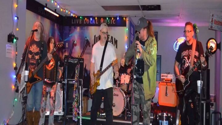 Michael Cash - Rebel Yell (Billy Idol Cover) (LIVE from Nashville Official Audio)