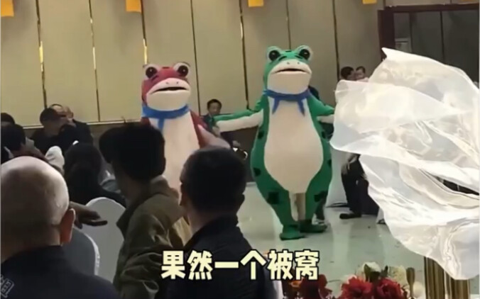 You can’t sleep in the same bed with two different kinds of people; the groom loves Ultraman, so the