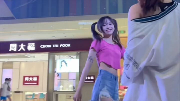 【宁波路演】new jeans-hype boy Danielle丹尼尔位直拍 申请能当宁波丹尼尔吗 bushi）蹭一下丹尼尔老婆的热度！！