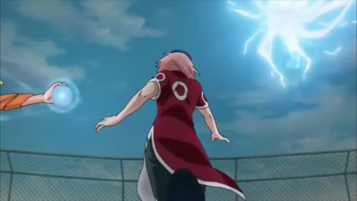 Ganggu banget Sakura saat moment ini!