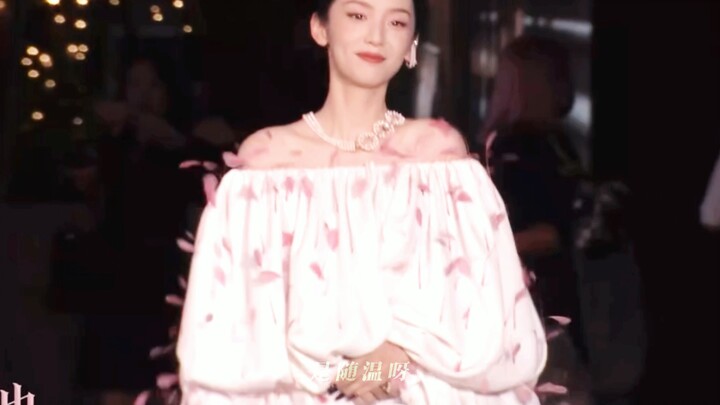 Wow, I was totally blown away by Zhou Ye’s red‑carpet transformation and her instant cold‑face momen