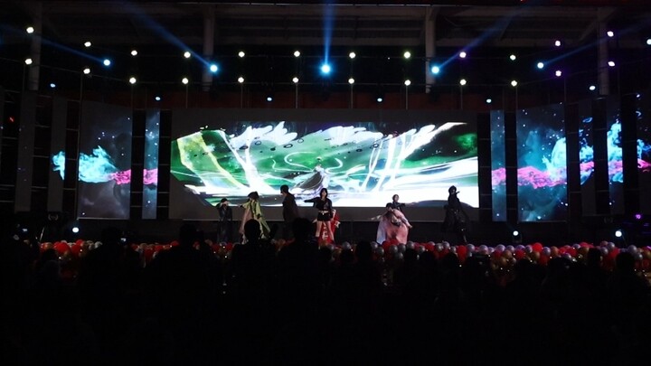 [Biên niên sử cướp mộ] Ai là người vui vẻ nhảy lên rượu vang và sương giá bao phủ khắp bữa tiệc đêm 