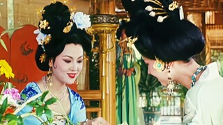 Today's directors only use Japanese instead of Chinese. Do they think the audience has never had goo
