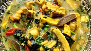 BA CHỈ OM CHUỐI ĐẬU NGON TUYỆT: ẨM THỰC PHÙNG TẤN