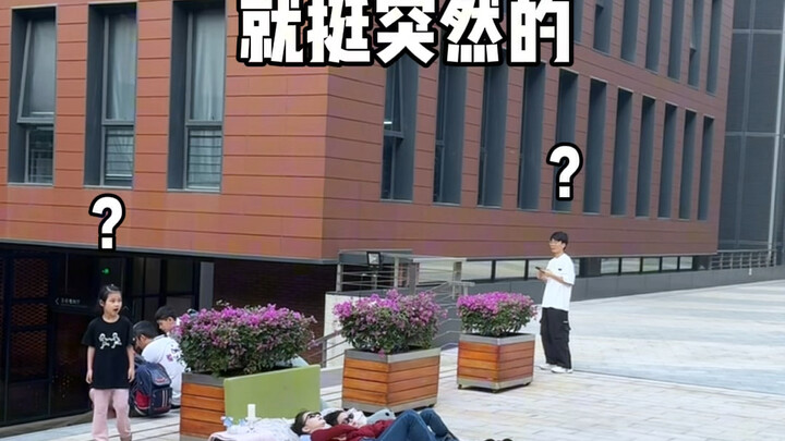 Từ giờ trở đi, hãy gọi tôi là đệ tử duy nhất được truyền nghề của Vương Thất Diệp (mím môi) #Lưu Các