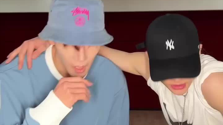 【JUN.K&Hwang Hyunjin】Both are good at dancing! Command C+Me Challenge!