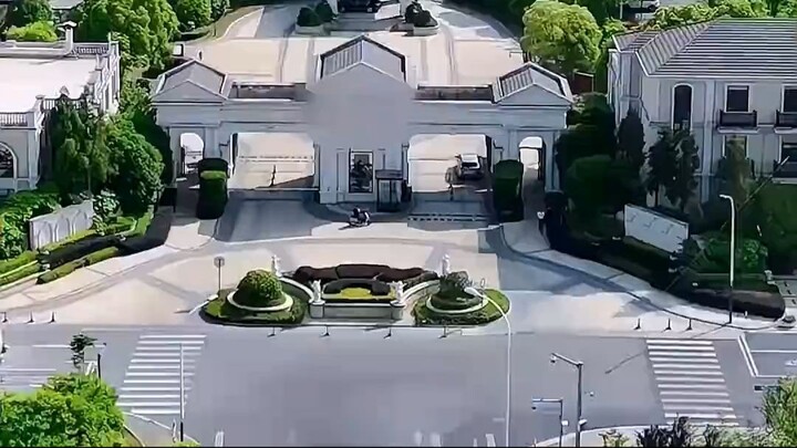 Pewaris Asli dari Sarang Penjahat