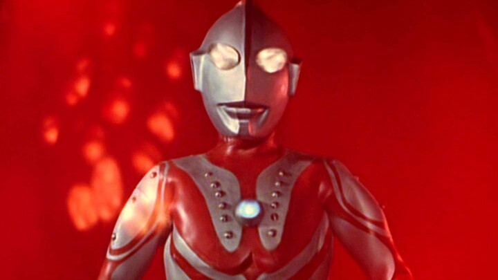 The mysterious man, Captain of the Space Guard, Ultraman Zoffy