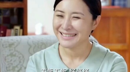 Bà mẹ đơn thân bán sủi cảo, khách hàng nhất định đòi ăn tương ớt – ai ngờ lại phát hiện ra cơ hội ki