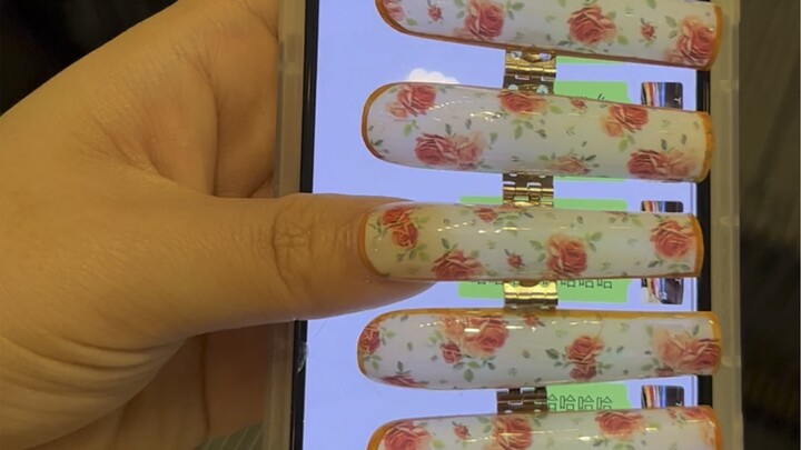 تم اختيار مانيكير العام الجديد لك!