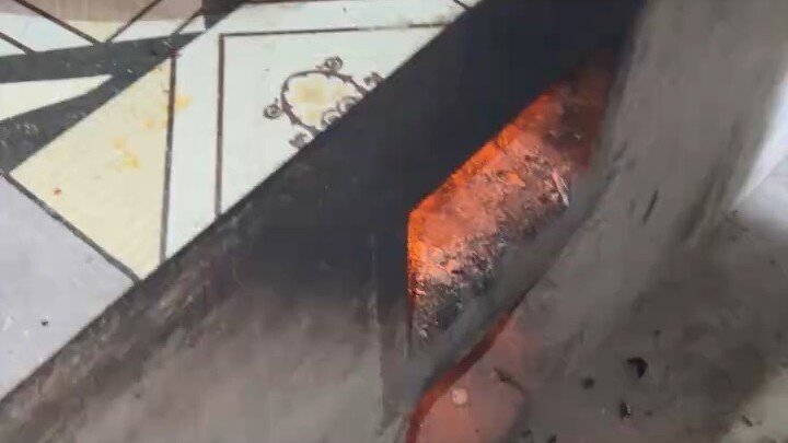 最近很火的一段話：“ 任何關係都是階段性的陪伴，別太上頭。哪有什麼永遠，所謂永遠，便是用一生時間，越走越遠。活在緣分裡而非關係裡，上船不思岸上人，下船不提船上事。”