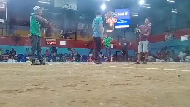 MAMABA KA DAW PERO UMIBABAW KA TAPOS ANG LABAN.