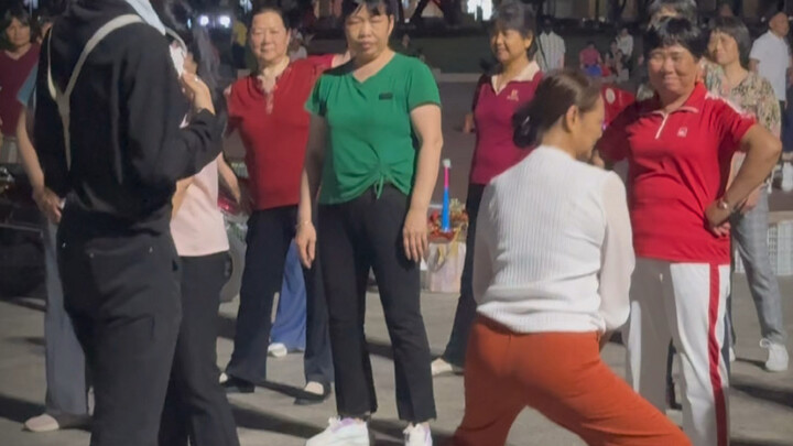 The Sect Agrees to Carry on the Culture