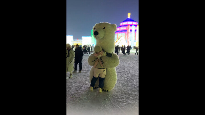 “Tiểu khoai tây miền Nam lạc lối ở Cáp Nhĩ Tân, đây đúng là thiên đường vui vẻ mà!”