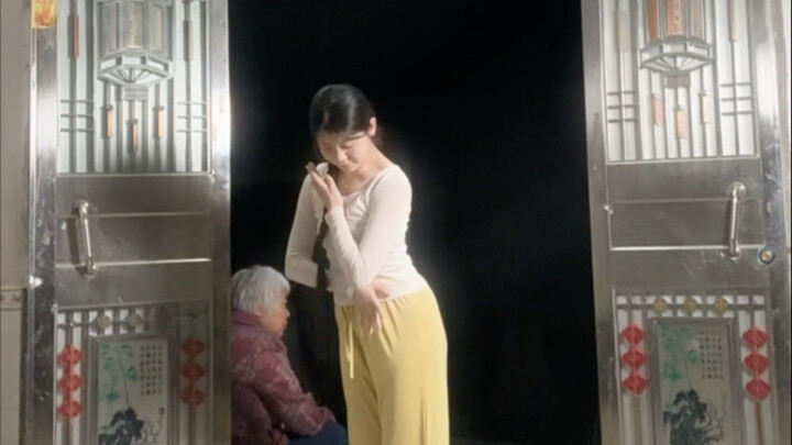 ขอให้คุณแม่ทุกคนมีความสุขในเทศกาลนี้～