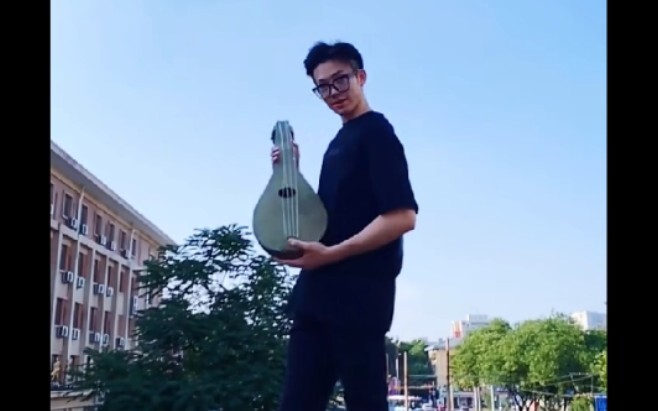 [Li Wentao] Pangeran tim balet nasional + pria tampan, apakah ini milik publik atas pria tampan?