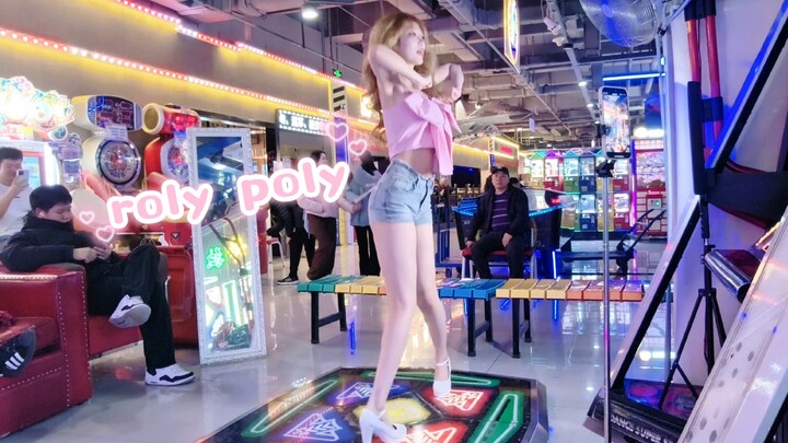 蝴蝶结一跳一跳好可爱呀！～封面这素在..？roly poly翻跳