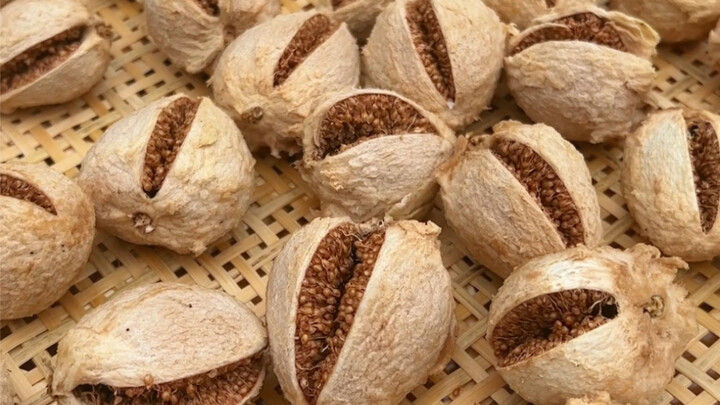 Đây đâu phải là món bột thạch thông thường! Đây chính là món bột thạch ái ngọc tự nhiên được vò bằng