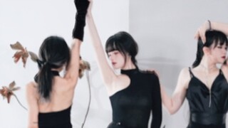 The beauty goddess comes|"Don't touch" the beautiful three little mothers