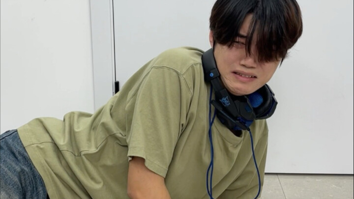 فتى "الاقتصاد الرمادي" في الجامعة