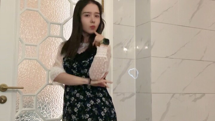 卫生间速扒 不许说我好喜欢礼的新舞蹈 打算学学再录个正式的我都发动态了 不是粉丝的应该也看不到吧