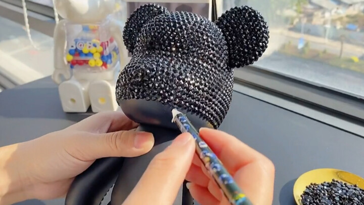 Treat your girlfriend to a sparkly little bear—she’s gonna be over the moon when she gets it, especi