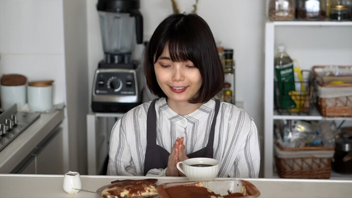 咖啡也能煮菜？来自咖啡精Mai小姐姐的1日3餐咖啡料理教学视频【1人前食堂】