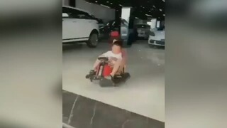 Racing boy từ bé