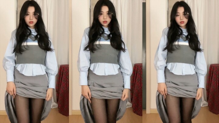 Mengangkat rok