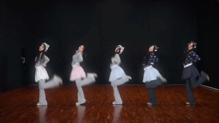 วงเต้นรำสุดมันมาแล้ว ทุกคนหลบไป