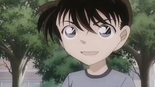 Kudo Shinichi benar-benar menyeretnya dari kecil hingga dewasa