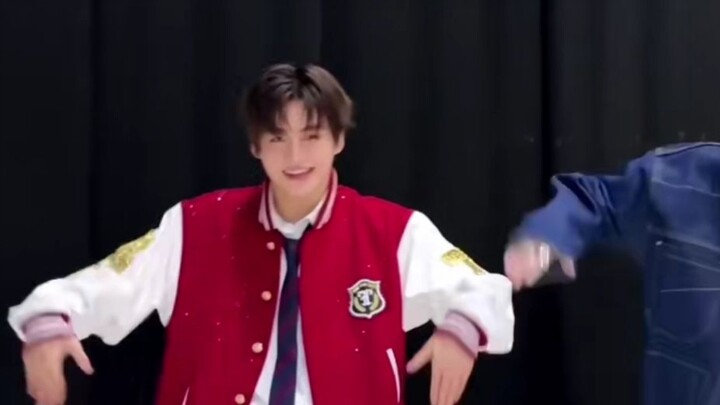 Bài hát chủ đạo kiểu bánh mì nướng cực hợp với vũ đạo của anh chàng portero?｜【Han Ji Hoon】Tổng hợp t