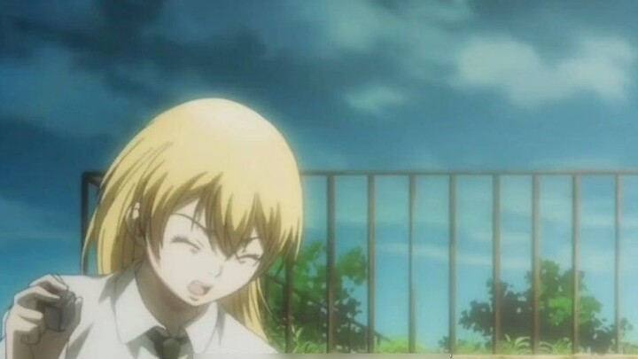 The heroine was sent to an isolated island to participate in a chicken game where she met three men.