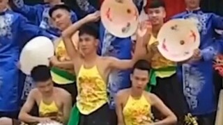 những màn biểu diễn của HS=)
