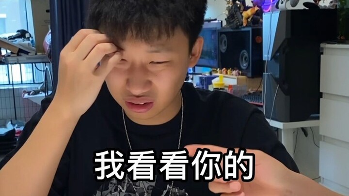 Không ngờ được vậy! Một chàng trai lớn rồi mà trước khi ra ngoài còn làm chuyện này à?