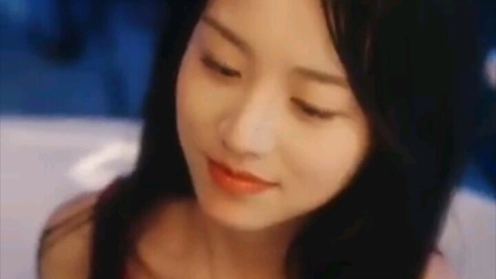 31. Catching bf cheating, she seduces his abstinent CEO dad for revenge—only to be spoiled!