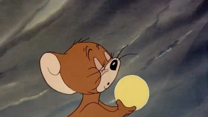 Jerry ngửi thử Cửu Cửu, coi như bảo vật hiếm có rồi ôm lấy~