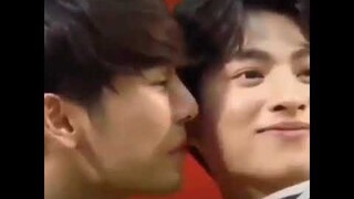 [ENGSUB/VIETSUB] [MEWGULF] Chú Mew thương bé Gulf nghiêm túc như nào /How seriously Mew loves Gulf